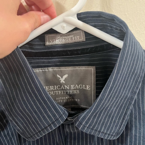 American Eagle Men’s Button-Down Shirt - Premium Vintage Fit - Size Small - Picture 5 of 7